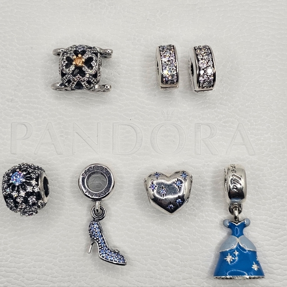 💫Authentic Pandora DISNEY CINDERELLA BRACELET 8pc GIFT SET 🎁 - Picture 9 of 10